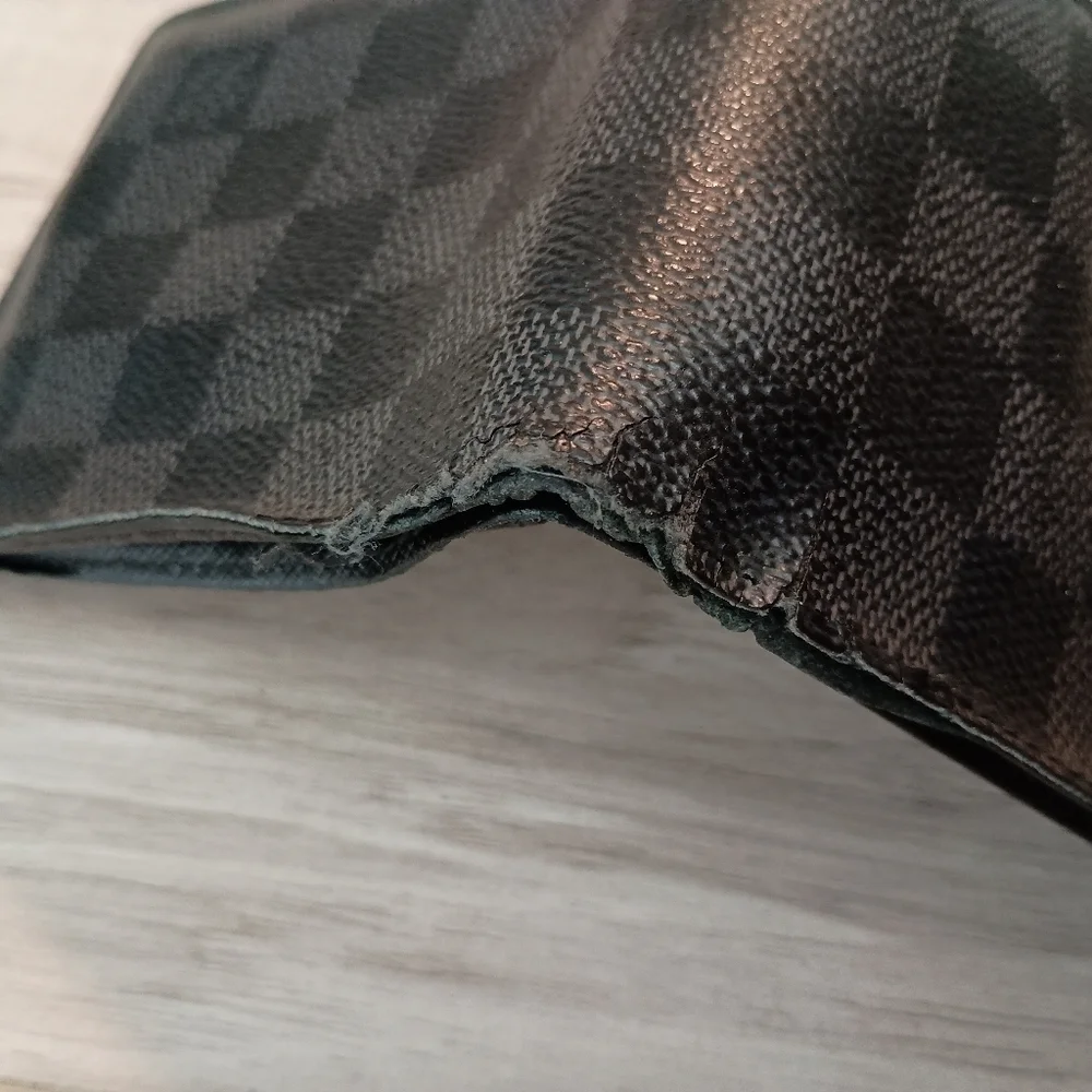 Authentic Louis Vuitton Damier Graphite Portefeuille Slender Wallet For Men